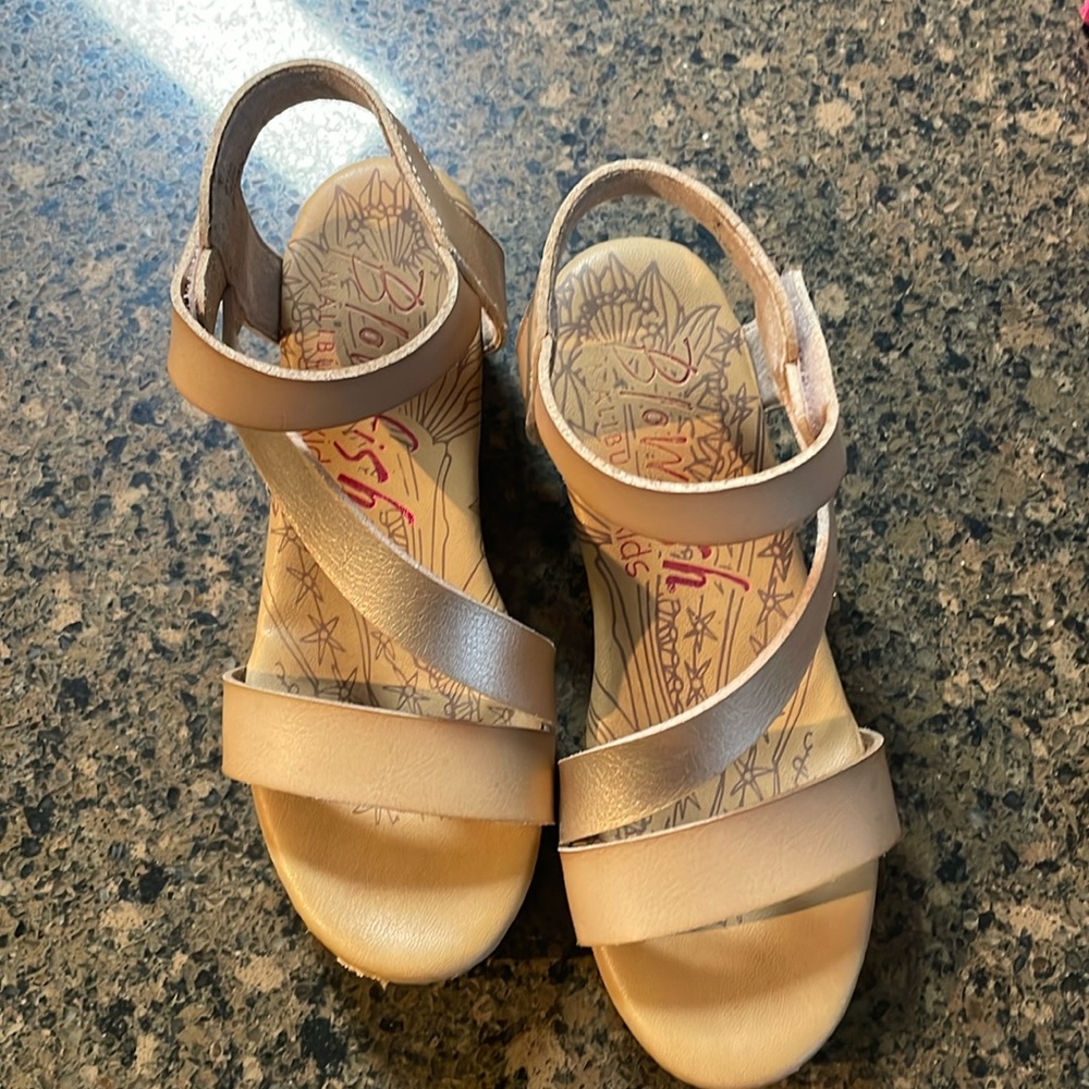 Blowfish sandals
